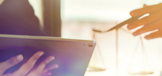 Praxisbericht: Aufbau effizienter und BaFin-konformer IAM Governance und -Prozesse